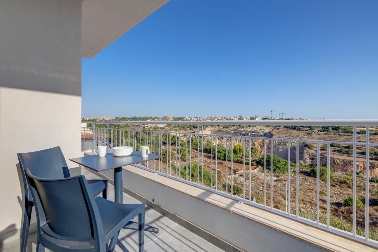 Valley'S Edge Apartments San Ġwann Exterior foto